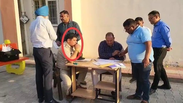 क्या वेतन कम गिर रहा था? SHO ने विश्वास बेचा, रिश्वत लेने से गिरफ्तार