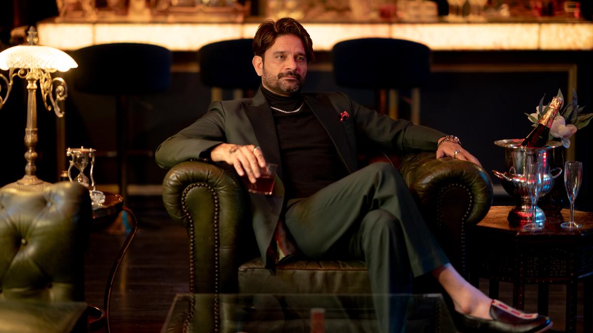 जयदीप अहलावाट ऑन डांसिंग, ‘फाइटिंग ए लॉट’ के साथ सैफ अली खान के साथ ज्वेल चोर और उनकी पसंदीदा हिस्ट फिल्म