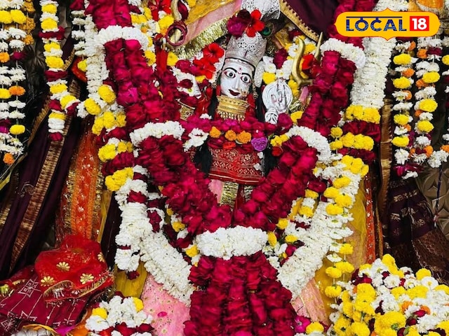 जावर माता का मंदिर बहुत चमत्कारी है! यहाँ गाँव के चारों ओर चांदी का एक स्टोर है, खुदाई 1 किमी है, फिर भी यह सुरक्षित है