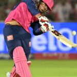 जैसा कि सूर्यवंशी अपने लिए इतिहास का एक टुकड़ा काटता है, प्रशंसक भविष्य को देखते हैं