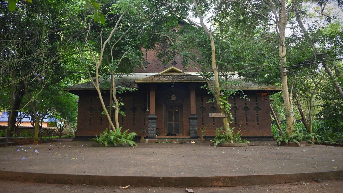 द मेकिंग ऑफ एडिशकट, ऑरोविले में एक अद्वितीय कला अनुसंधान स्थान