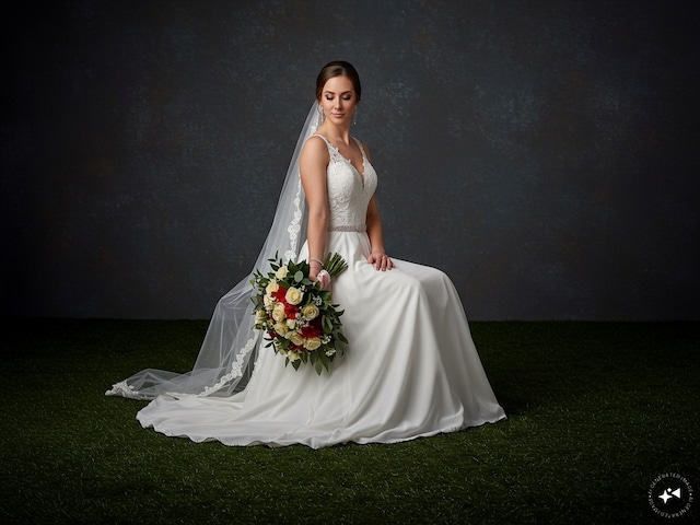 दुल्हन ने इन -लॉज के इन -लाव को प्यार दिया, वे सभी आते ही उड़ा दिए गए