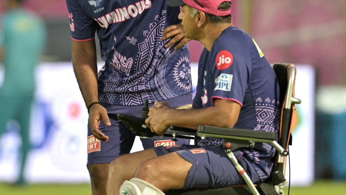 द्रविड़ ब्रश आरआर कैंप में दरार की बात करते हैं