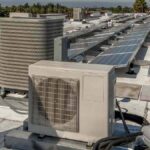 नि: शुल्क बिजली: 1.5 टन एसी और अपने एंटर हाउस के लिए सौर पैनलों की गणना करना