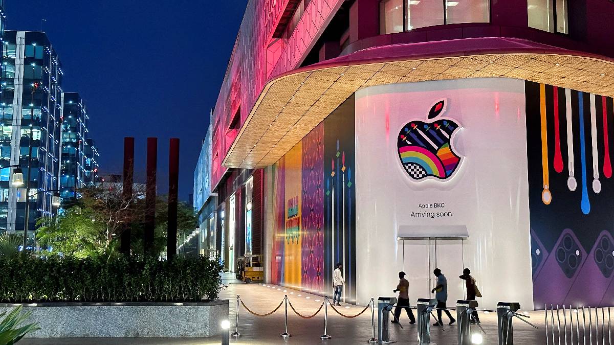 नोएडा: एप्पल ने कथित तौर पर भारत के डीएलएफ मॉल में नया रिटेल स्टोर खोल दिया