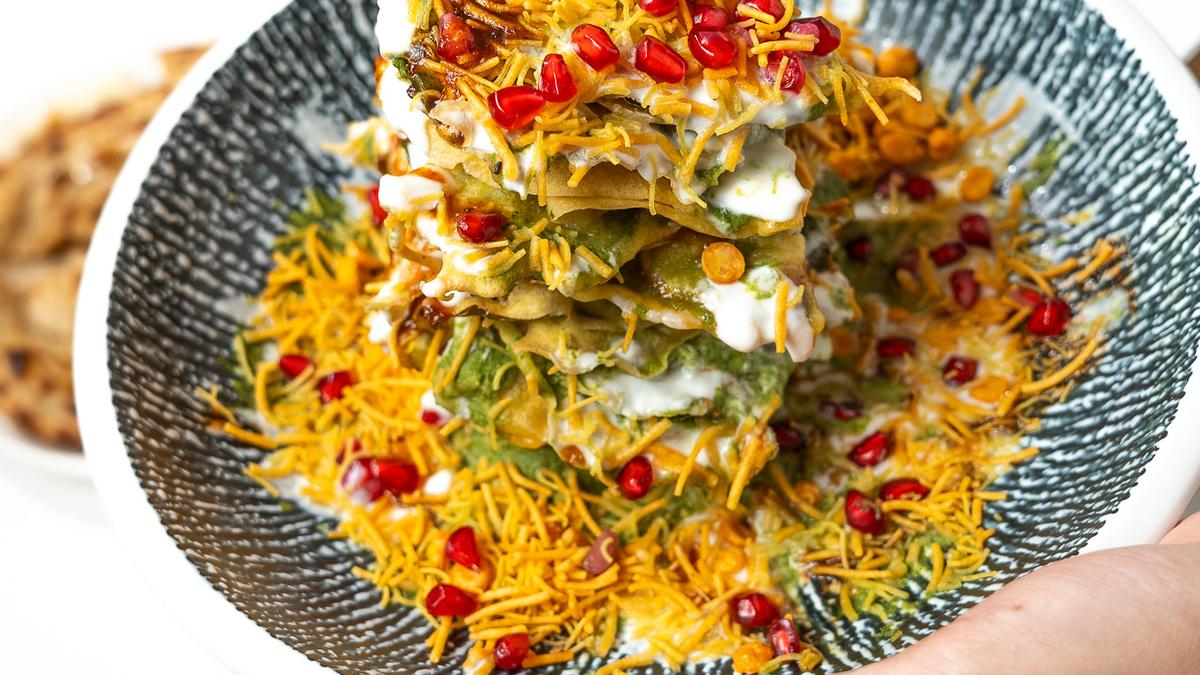 पनी पुरी की एक प्लेट में बॉम्बे लाना