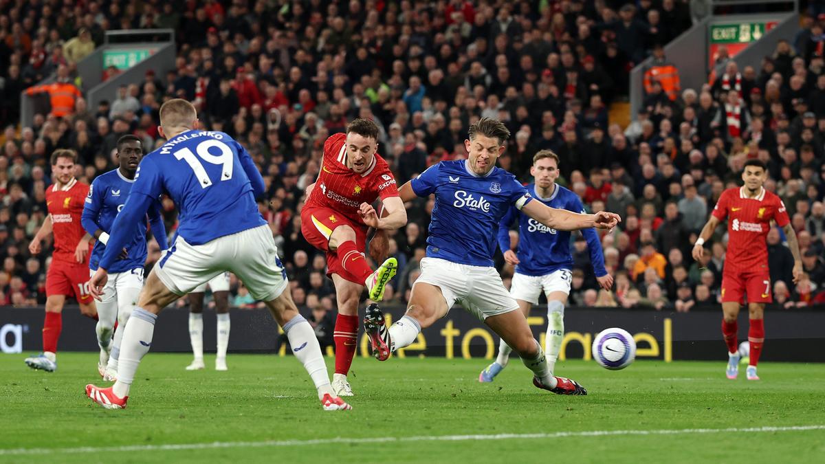 प्रीमियर लीग | लिवरपूल ने 12 अंकों की बढ़त को बहाल करने के लिए एवर्टन को हराया