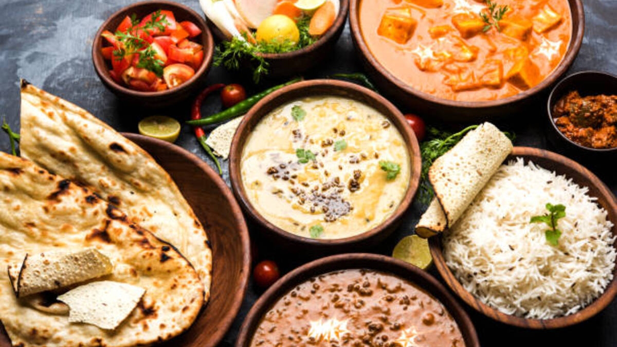 बैसाखी 2025: 5 पारंपरिक पंजाबी व्यंजन इस फसल के मौसम का स्वाद लेने के लिए