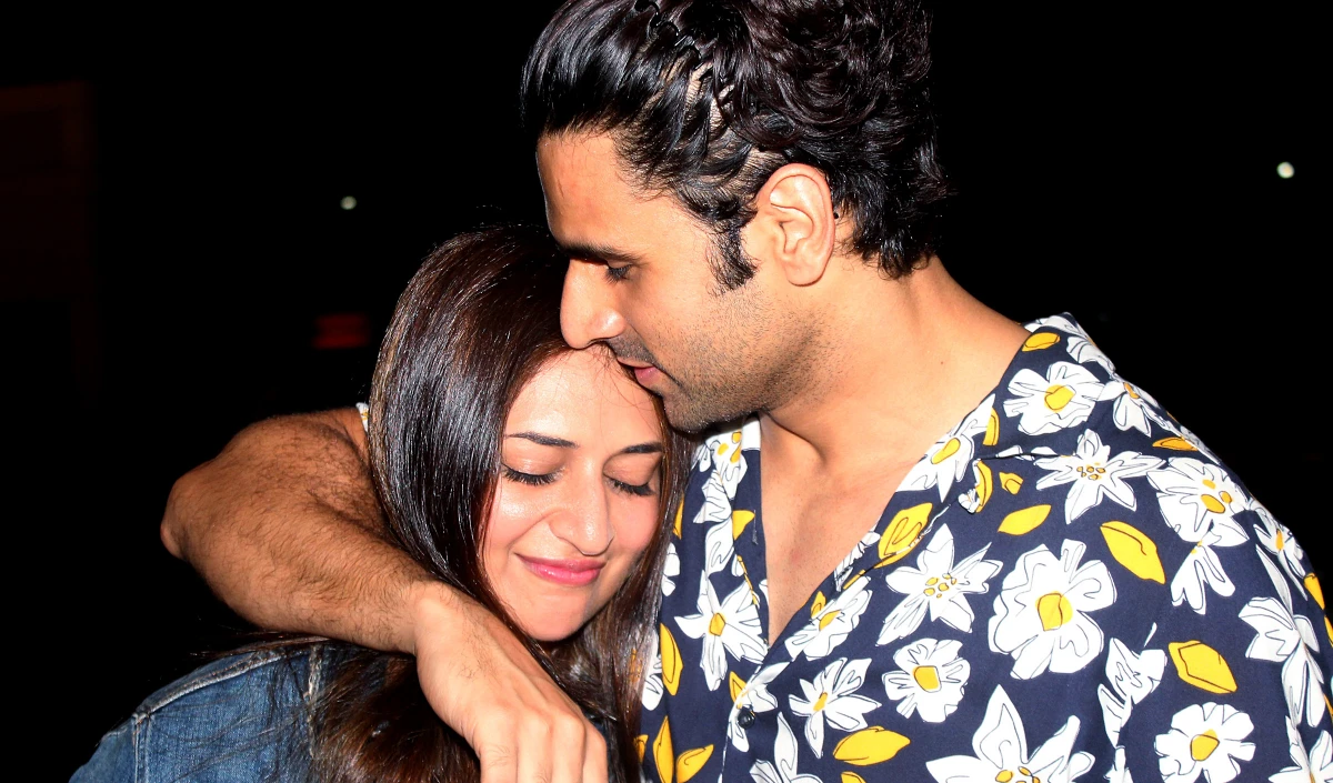 बॉलीवुड रैप अप | दिव्यंका त्रिपाठी ने चौंकाने वाली तस्वीरें साझा कीं, सैफ अली खान पर हमले में बड़ा प्रकटीकरण