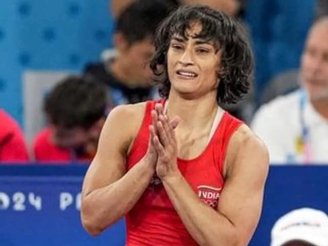 विनेश फोगट रजत पदक के साथ पुरस्कार लेंगे, 40000000 रुपये मिलेंगे