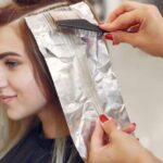 मेंहदी क्रीम बनाम रासायनिक बाल डाई: जो आपके बालों के लिए बेहतर है