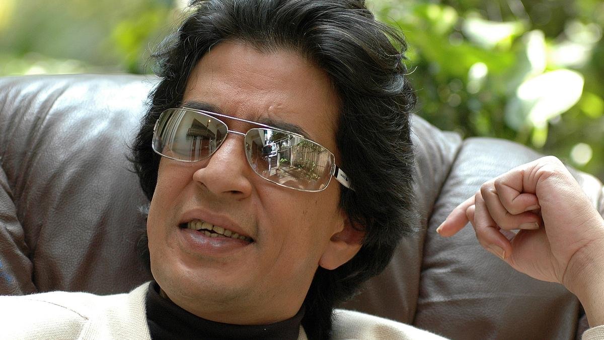 रघुवरन का जश्न: एक नायक, खलनायक, चरित्र कलाकार, सभी एक में लुढ़क गए