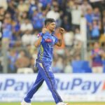 रयान रिकेलटन कहते हैं कि अश्वानी कुमार पहले लोगों की तुलना में बहुत तेज हैं।