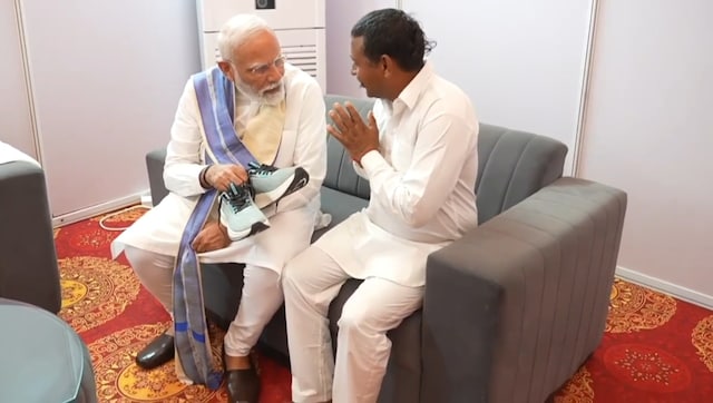 14 साल के लिए पीएम नंगे पैर तक कैसे पहुंचें, रामपाल के परिवार में कौन?