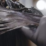 लुप्त होने के लिए अलविदा कहो: कैसे मेंहदी क्रीम आपके बालों को स्वाभाविक रूप से रंग और संरक्षित रखती है