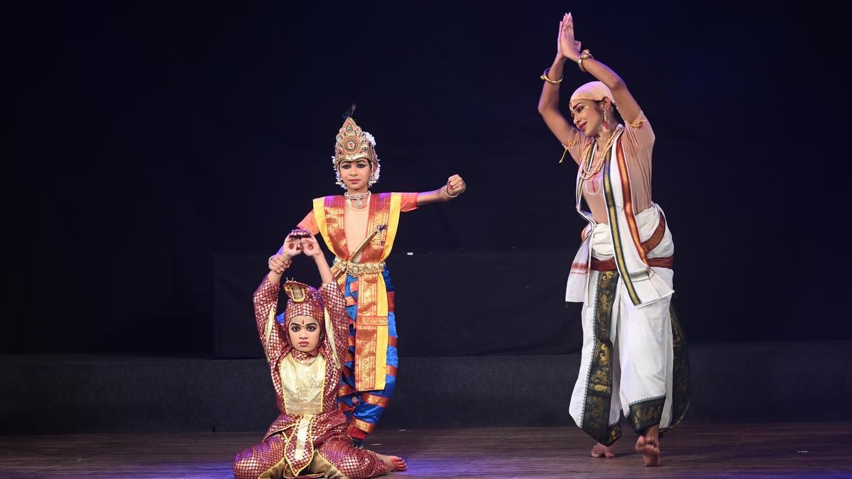 वेदांत देसिका के जीवन से प्रेरित एक नृत्य उत्पादन