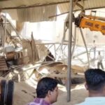 श्रमिक तेल कारखाने में काम कर रहे थे, अचानक आग लग गई और गुंबद फिर से गिर गया ...