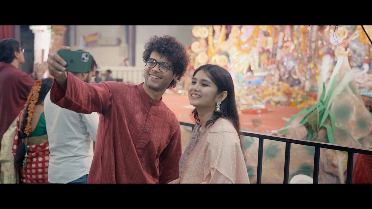 सरबोजैनिन 'घर से गायब होने और सही भावना के साथ एक नए शहर को गले लगाने के बारे में एक लघु फिल्म है