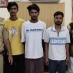 साहेली के भाई ने उसे एक नरक दिया, वह 3 दोस्तों के साथ एक नरक बन गया