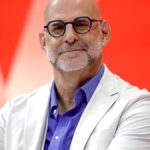 हरलान कोबेन और रीज़ विदरस्पून: ए सस्पेंसफुल पेयरिंग