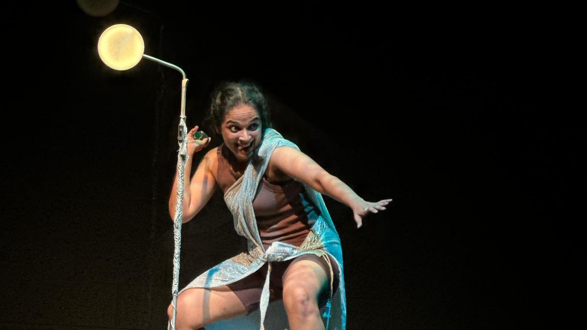 ASHIQA SALVAN का नया विचार-उत्तेजक नाटक मौसी मोक्सी डेलुलु है