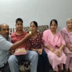 500 में 500 अंक ... 10 वीं में सुृष्ती शर्मा शीर्ष कैसे हुए, क्या ट्यूशन भी लिया?