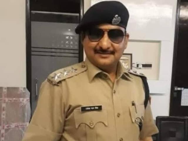 आरपीएस अधिकारी राकेश पाल के खिलाफ दायर एक और मामला, पता है कि अब क्या हुआ है?