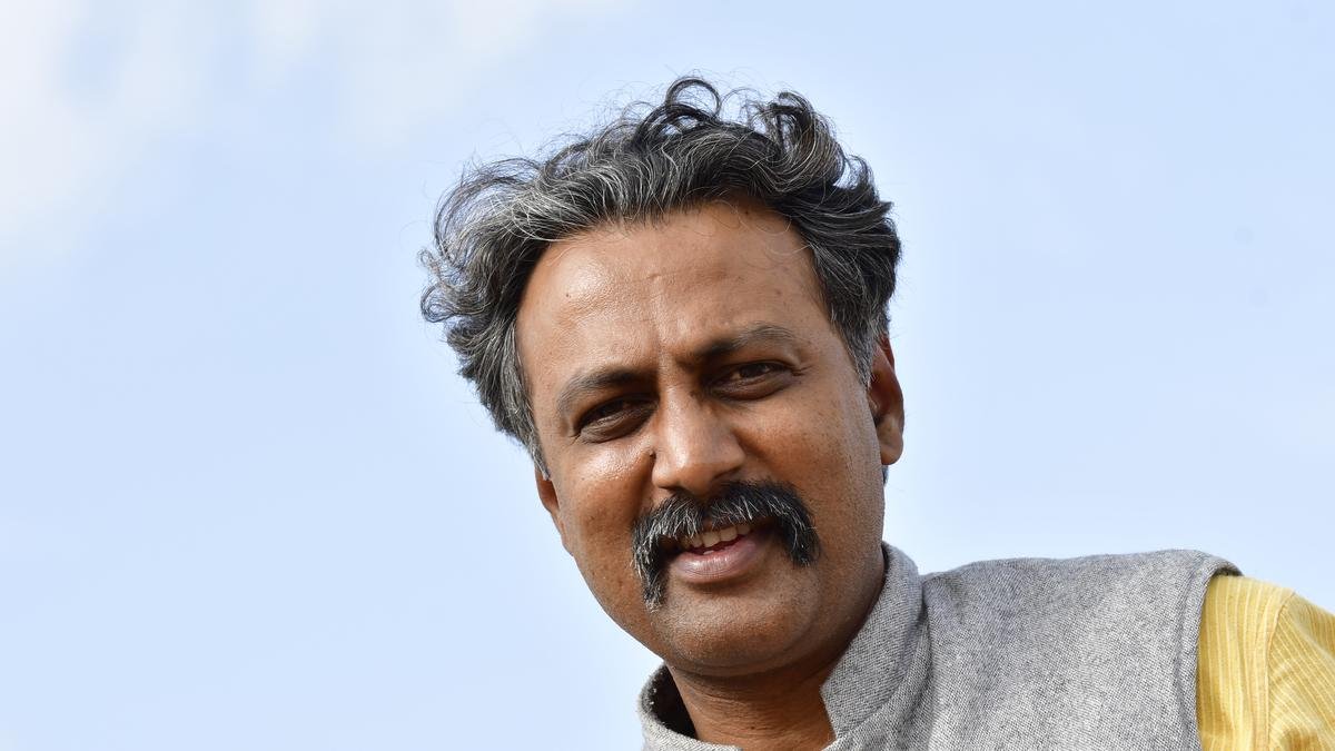 एक चार दिवसीय पूर्वव्यापी, समगामा, सुचित्रा फिल्म सोसाइटी में आयोजित किया जाएगा, जहां अभिनेता-निर्देशक ऐसेद्र प्रसाद की फिल्मों की स्क्रीनिंग की जाएगी