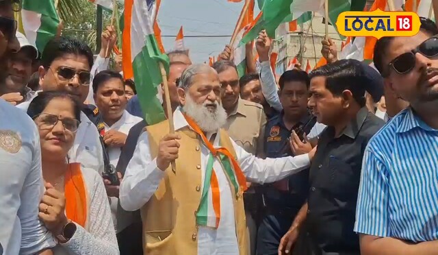 ऑपरेशन सिंदूर की सफलता पर अंबाला में 108 फीट लंबी तिरंगा यात्रा