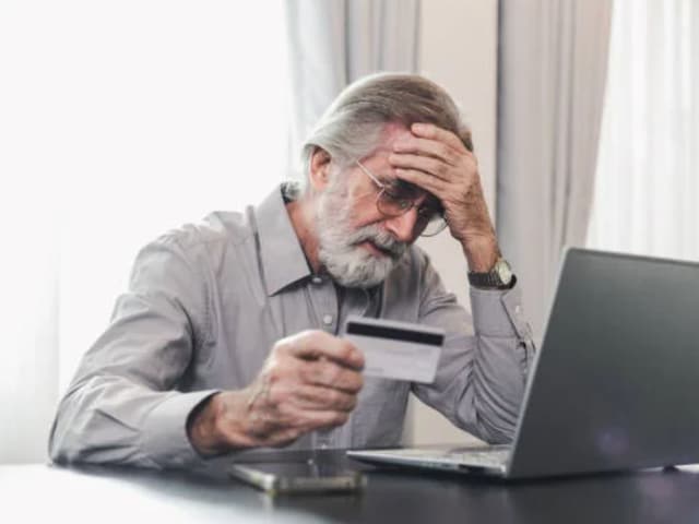 ऑपरेशन सिंदूर के बहाने 6 लाख की धोखाधड़ी! बुजुर्गों को डिजिटल गिरफ्तार