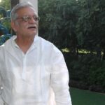 गुलज़ार, अद्वितीय और एक विरोधाभास