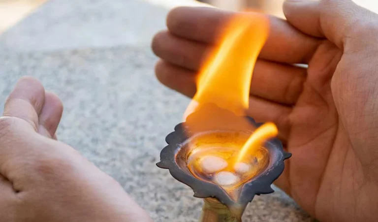 Burning camphor