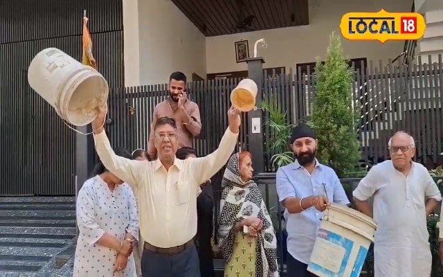 जल संकट अम्बाला के वार्ड नंबर 5 में, लोगों को बोलना चाहिए- पानी रात में जागृत होता है