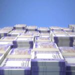 भवन सात करोड़ रुपये में बेचा गया, केवल तीन करोड़ की रजिस्ट्री, नकद में सौदा