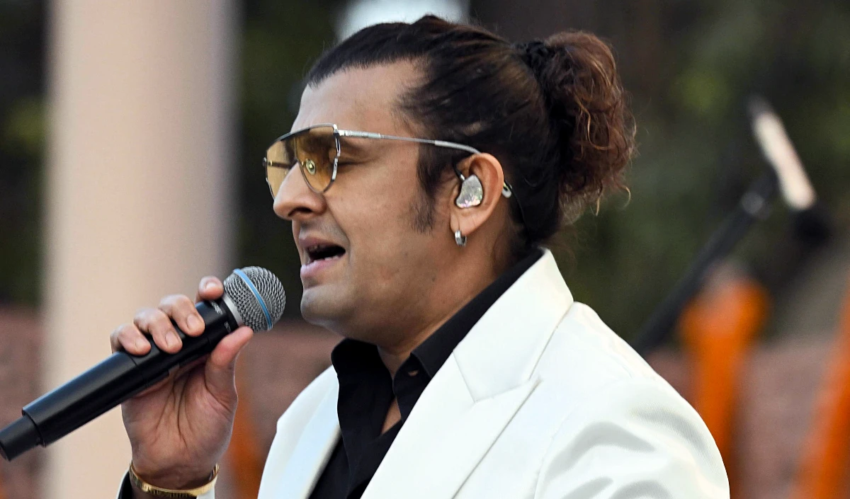 बेंगलुरु कॉन्सर्ट के दौरान, सोनू निगाम ने प्रशंसक पर उकसाया, कन्नड़ के लोगों को पाहलगाम हमले के लिए जिम्मेदार क्यों बताया?