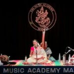 भद्रचला रमजसु के गीतों में मार्मिकता को व्यक्त करते हुए