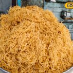 बिकनेर अपने स्वाद और भुजिया के लिए दुनिया भर में प्रसिद्ध है, लेकिन बिकनेर के डूंगर शाही भुजिया भी दुनिया भर में प्रसिद्ध हैं और इस भुजिया की मांग भी बहुत अधिक है। बीकानेर की 20 वीं महाराजा डूंगर सिंह थे, जो 1872 से 1887 तक बिकनेर के महाराजा थे। भुजिया ने इन महाराजा के नाम पर जाना शुरू कर दिया।