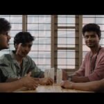 मलयालम के फिल्म निर्माता मनु स्वराज ने अपने निर्देशन की शुरुआत में, 'पदक्कलम', बॉक्स ऑफिस पर एक स्लीपर हिट किया