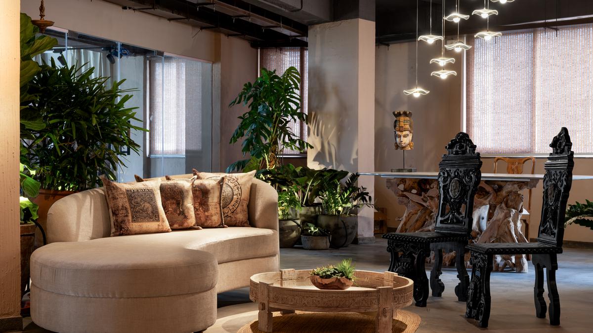 मांग में फैशन-फॉरवर्ड विला