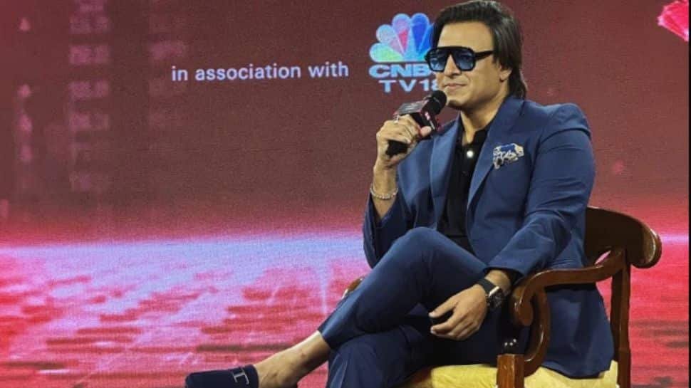 माताओं दिवस 2025: विवेक ओबेरॉय राष्ट्रीय नायकों और सेना के अधिकारियों की माताओं को श्रद्धांजलि देता है