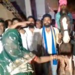 शादी में अनहोनी की संभावना थी, दूल्हे ने भारी पुलिस बल के बीच एक घोड़ी चढ़ गई