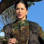 सनी लियोन रैप्स शूट की अपनी पहली हॉलीवुड फिल्म, फर्स्ट लुक लीक