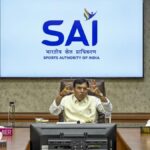 सरकार खेलों के लिए समर्थन बढ़ाती है, जिसका उद्देश्य राष्ट्रीय संघों को मजबूत करना है