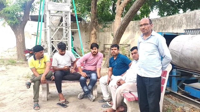 खटू श्याम लौट रहा था, रास्ते में एक फोन लिया, 2 जिसमें वुमन मारे गए थे