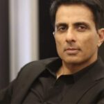 सोनू सूद कोविड -19 राहत प्रयासों के लिए 72 वें मिस वर्ल्ड फेस्टिवल में मानवीय पुरस्कार प्राप्त करने के लिए