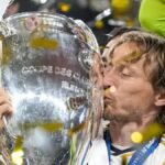 स्पेन में 13 ट्रॉफी से भरे वर्षों के बाद रियल मैड्रिड छोड़ने के लिए लुका मोड्रिक