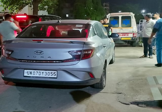 उसी परिवार के 7 लोगों ने अपना जीवन दिया, कार में मिली लाशें, आधी रात को हलचल थी