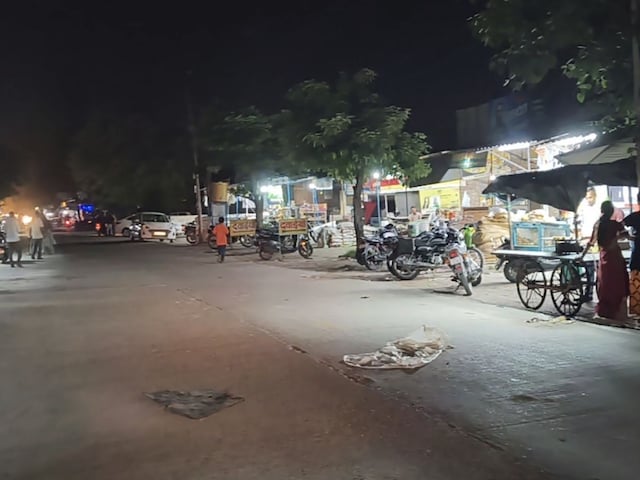 हरियाणा में ब्लैकआउट ... लेकिन यमुनागर के घरों और बाजारों में रोशनी जलती रही