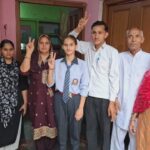 12 वें परिणाम: दूसरा टॉपर, क्लिनिक ऑपरेटर की बेटी, सोशल मीडिया पर क्या कहा गया?