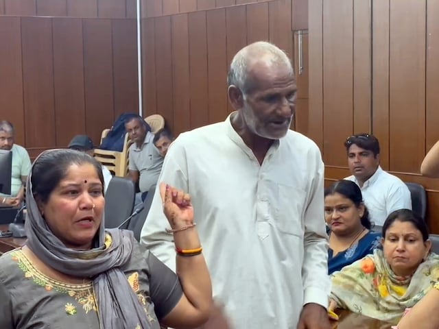 18 साल तक लिव-इन में रुके, 2 बच्चे भी ... अब बुजुर्गों ने कहा-लड़की से छुटकारा मिल गया